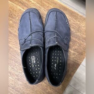 Clarks Wave Leather Navy Casual Flats Women’s Size 9